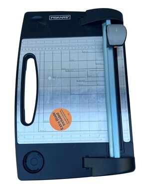 FISKARS Cutting Board Paper Rotary Cutter 12" TableTop Crafting Sewing Art Maker